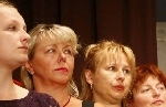 L. Hrdličková (Henrieta), V. Malinová (Žonkyla), B. Hrdličková (Gvendolína), H. 